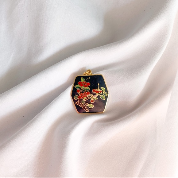 Vintage Black Floral Enamel Pendant - Picture 1 of 7